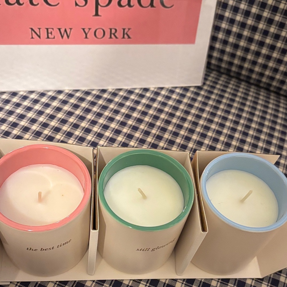 Kate Spade Green and White Candle Set - Picture 5 of 5
